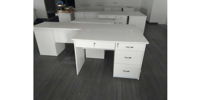 Thanh Lý Bàn Văn Phòng 1m2x60