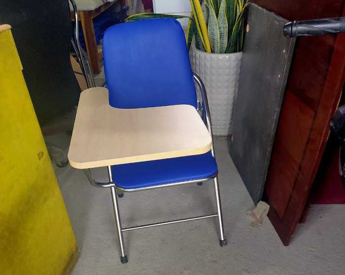 Mua bán ghế xếp liền bàn cũ thanh lý cho học sinh giá rẻ