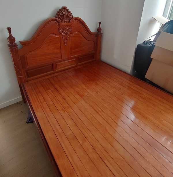 Thu mua giường gỗ cũ giá cao các loại tại TPHCM - LH: 0982970007