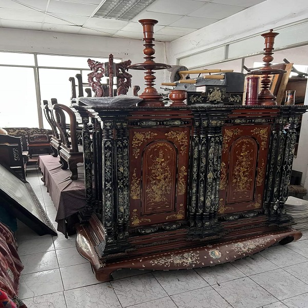 Thu mua tủ thờ gỗ cũ giá cao các loại tại TPHCM